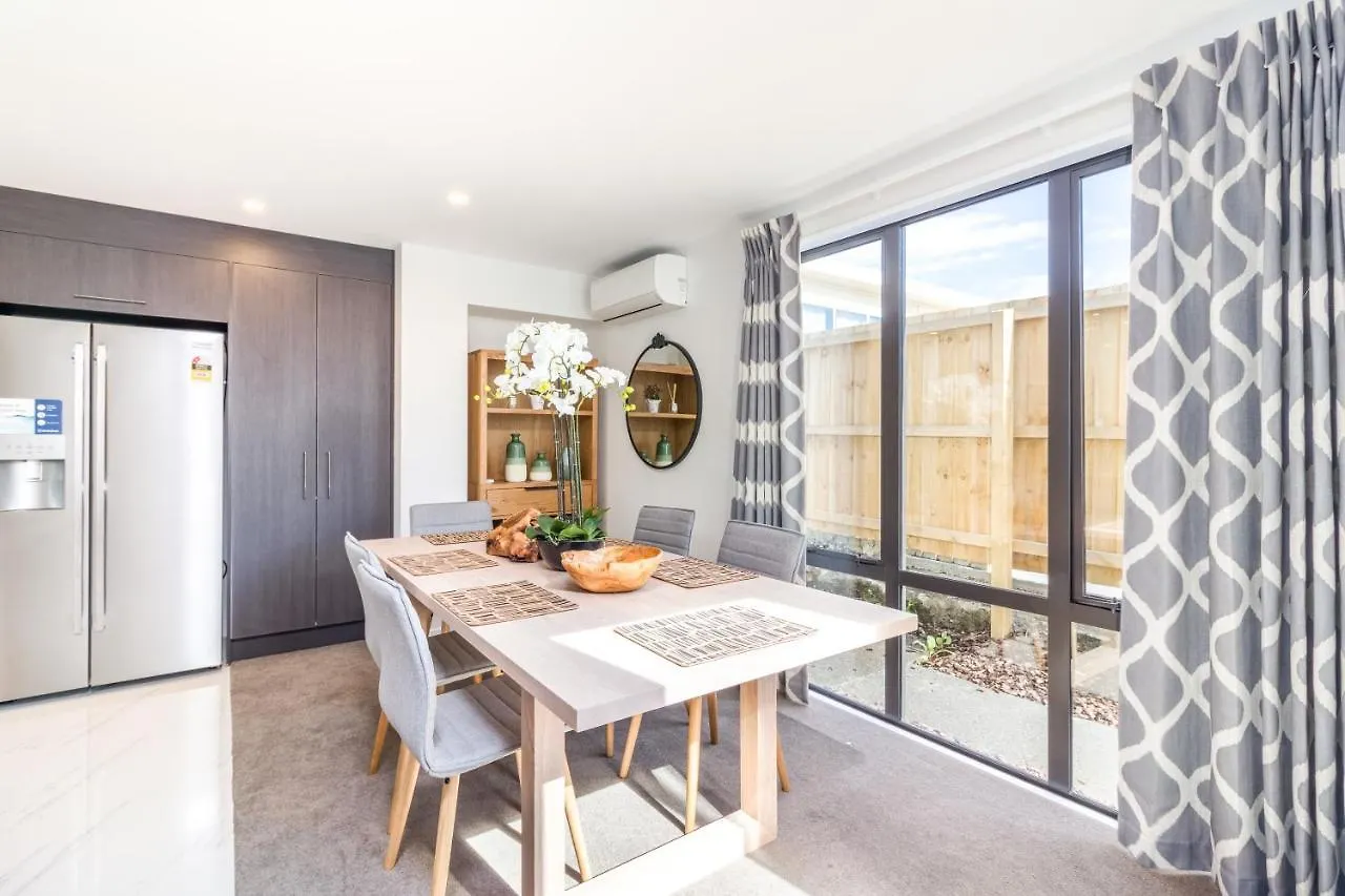 Villa Restful In Riccarton Christchurch